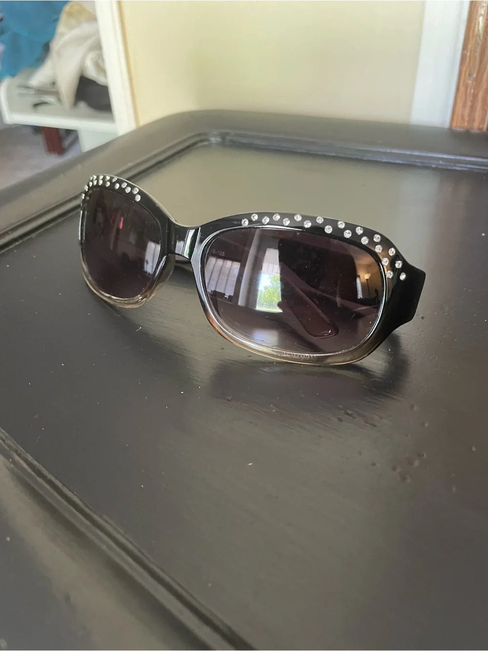 Women’s Fossil Sunglasses Cat 3 Rhinestone (PS3975V001) *Polarized Lens Damage*